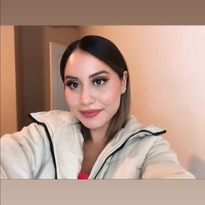 Meet your Posher, Leticia michelle